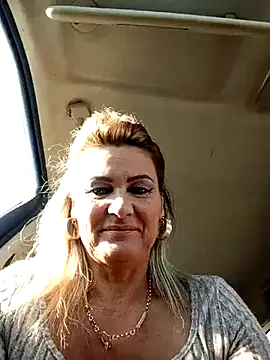 CRHYSTEL online show from November 2025 08:38:02 AM