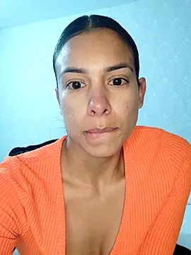 Angelinalombardi  online show from September 2025 12:45:01 AM