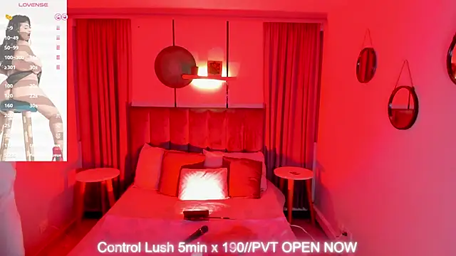Snapshot of Galilea_Fox chatting on February 2025 04:39:02 AM Galilea Fox online show from February 2025 04:39:02 AM