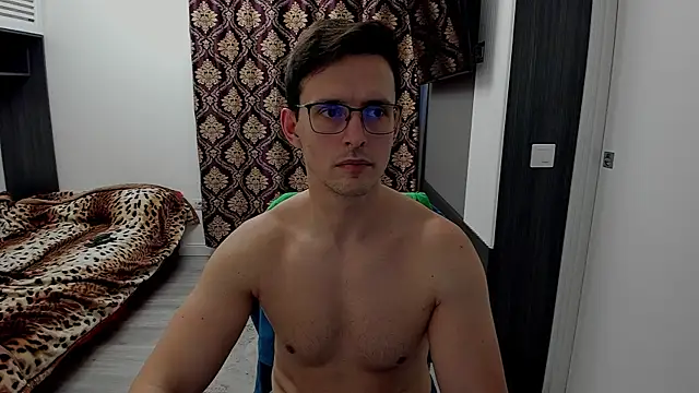 sexxymuscles4u online show from February 2025 12:44:01 PM