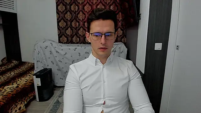 sexxymuscles4u online show from March 2025 10:07:02 AM