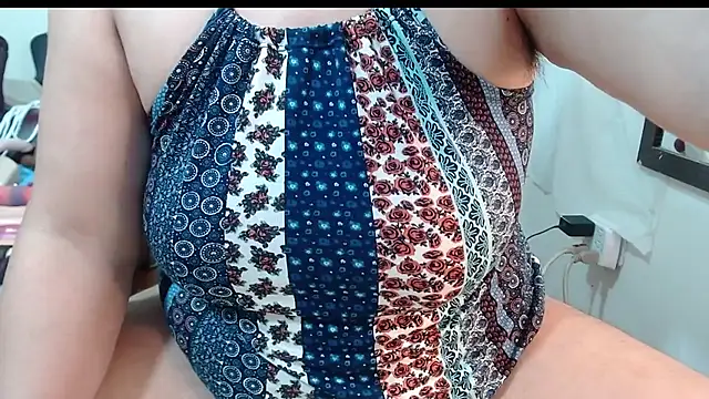 angelitolove727 online show from December 2024 03:32:02 PM