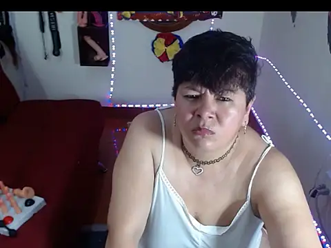 angelitolove727 online show from June 2026 11:59:01 PM