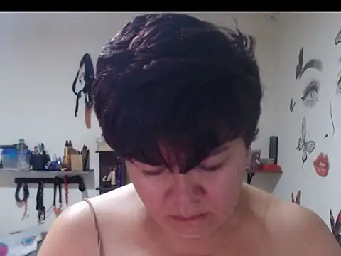 angelitolove727 online show from July 2026 06:05:01 PM