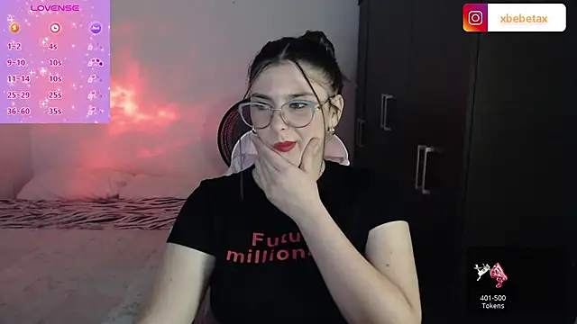 Snapshot of xxbbtaa chatting on January 2025 04:41:02 AM xxbbtaa online show from January 2025 04:41:02 AM