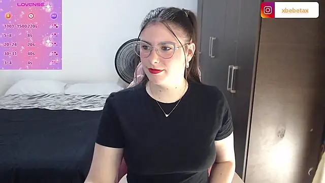Snapshot of xxbbtaa chatting on January 2025 06:04:01 PM xxbbtaa online show from January 2025 06:04:01 PM