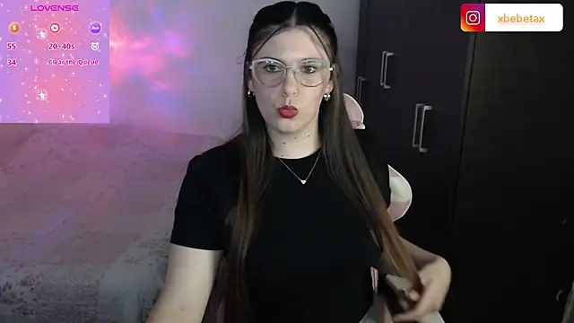 Snapshot of xxbbtaa chatting on January 2025 01:27:01 AM xxbbtaa online show from January 2025 01:27:01 AM