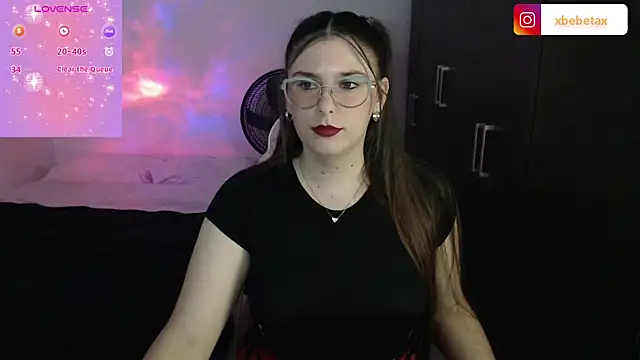 Snapshot of xxbbtaa chatting on February 2025 01:56:01 AM xxbbtaa online show from February 2025 01:56:01 AM
