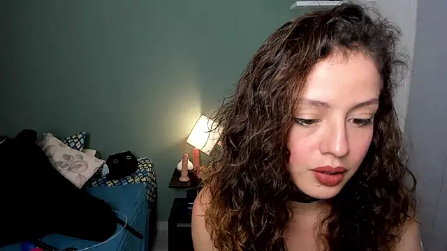 Cassandra Caiin online show from December 2024 09:09:01 PM