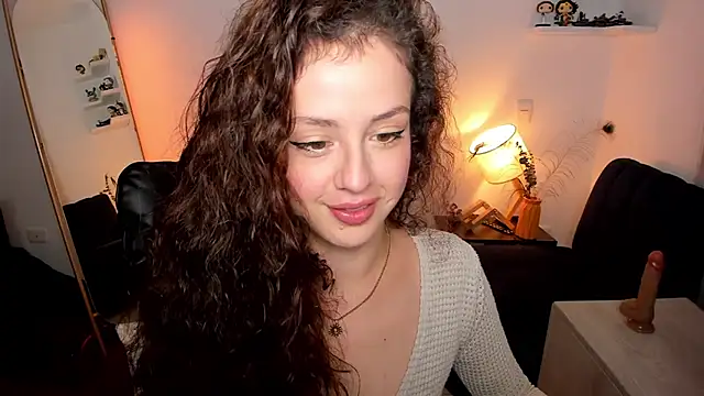 Cassandra Caiin online show from February 2026 12:03:01 AM