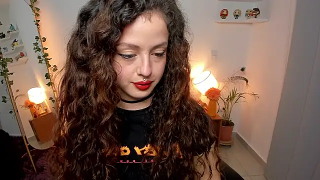Cassandra Caiin online show from July 2026 04:52:02 AM