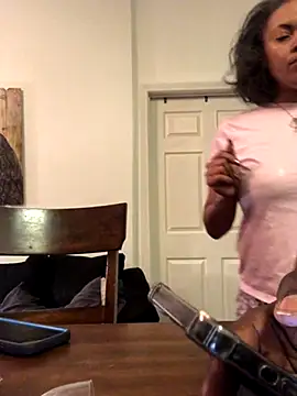 realninafame online show from October 2025 05:38:01 AM