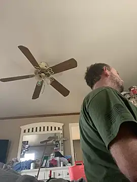 Snapshot of smokeymt420 chatting on January 2025 06:46:01 PM smokeymt420 online show from January 2025 06:46:01 PM