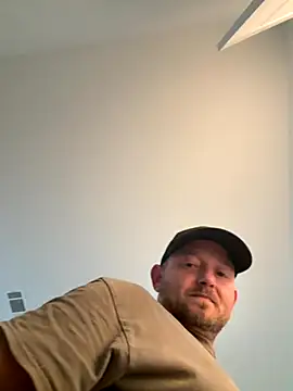 Snapshot of smokeymt420 chatting on September 2025 11:21:01 PM smokeymt420 online show from September 2025 11:21:01 PM