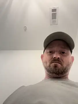 Snapshot of smokeymt420 chatting on October 2025 09:37:01 PM smokeymt420 online show from October 2025 09:37:01 PM