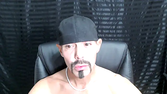 Snapshot of ThickD2C chatting on January 2025 07:50:02 PM ThickD2C online show from January 2025 07:50:02 PM
