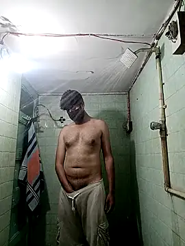 Snapshot of SimplyKarthik09 chatting on January 2025 06:28:01 AM SimplyKarthik09 online show from January 2025 06:28:01 AM