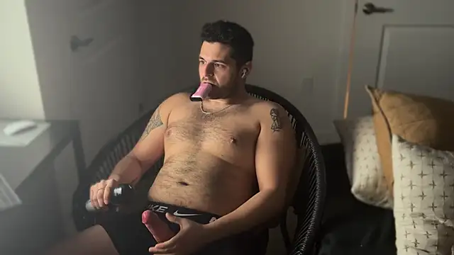 Snapshot of The_SockJock chatting on March 2025 11:12:02 AM The SockJock online show from March 2025 11:12:02 AM