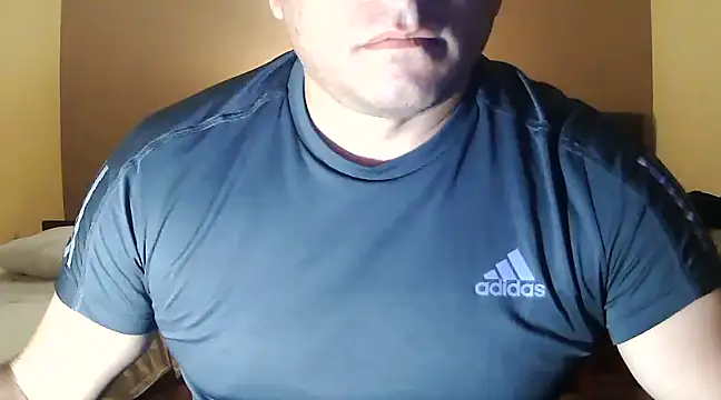 Snapshot of chicoguapo8 chatting on February 2025 07:44:02 AM chicoguapo8 online show from February 2025 07:44:02 AM
