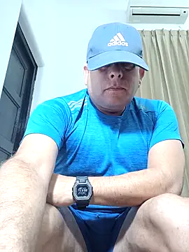 Snapshot of chicoguapo8 chatting on September 2025 01:40:01 AM chicoguapo8 online show from September 2025 01:40:01 AM