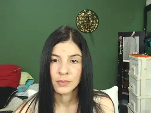 Estefani 32 online show from January 2025 07:42:01 PM