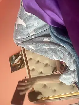 Snapshot of Flossy_Vettie chatting on October 2025 12:58:01 PM Flossy Vettie online show from October 2025 12:58:01 PM