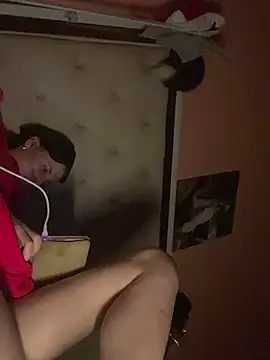 Snapshot of Flossy_Vettie chatting on October 2025 12:44:01 AM Flossy Vettie online show from October 2025 12:44:01 AM