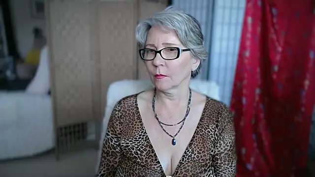 petradaniels online show from April 2026 07:41:01 PM