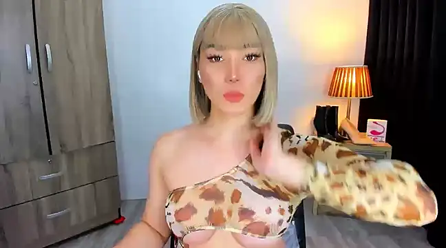 xxHeavenly AngeLxx online show from January 2025 07:21:01 PM