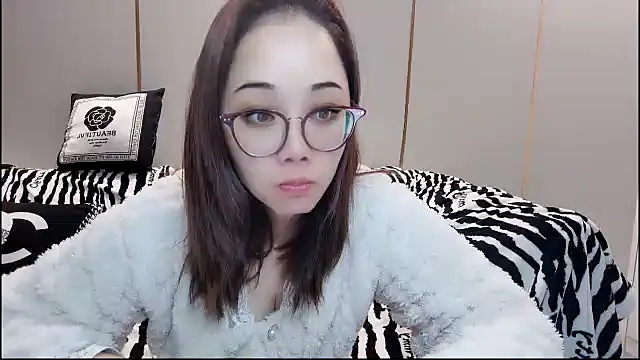 Giuliam online show from January 2025 12:05:02 AM