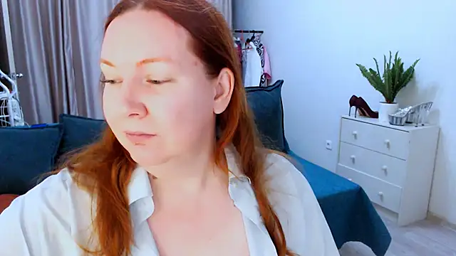 GoddessLara online show from September 2025 08:31:02 PM