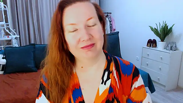 GoddessLara online show from October 2025 04:35:02 AM