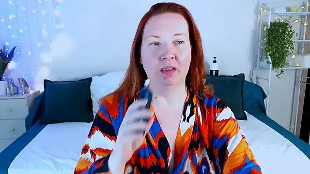 GoddessLara online show from October 2025 08:04:02 PM