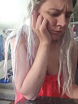 ScarletCallings420 online show from July 2026 11:20:01 PM