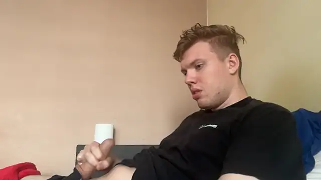 sexybooii6968 online show from September 2025 01:27:02 PM