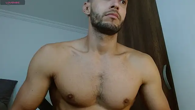 Noah jhonsonn online show from December 2024 02:48:02 PM