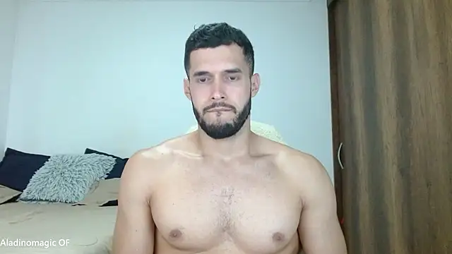 Noah jhonsonn online show from February 2026 05:44:02 PM