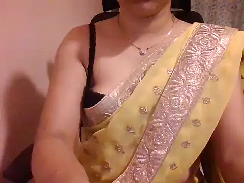 Pinky 4 online show from February 2025 05:49:02 PM