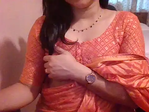 Pinky 4 online show from November 2025 10:47:01 AM