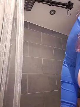 Cutegothcrybabyx online show from March 2026 09:40:01 PM