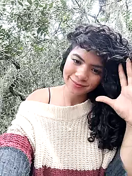 Simone Miller online show from December 2024 09:50:01 PM