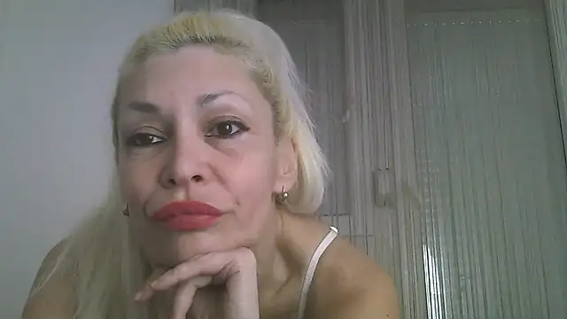 Snapshot of EvaaMina chatting on February 2025 03:17:01 PM EvaaMina online show from February 2025 03:17:01 PM