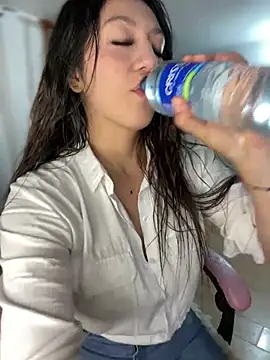 MiaJones21 online show from December 2024 05:09:02 AM