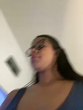 trianawhite online show from March 2026 03:29:01 PM