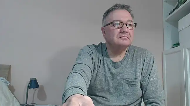 YOU6me online show from January 2025 03:41:01 PM