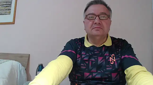 YOU6me online show from February 2025 03:49:01 PM