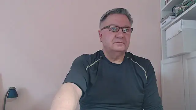 YOU6me online show from February 2025 10:04:02 AM