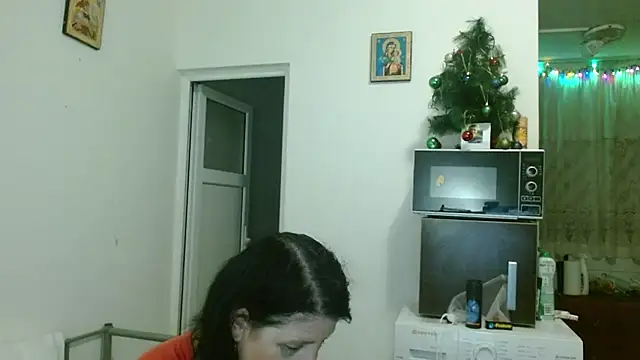 RidemerafSuzana online show from February 2025 04:47:01 PM