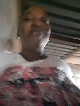 Snapshot of winterqueenx chatting on February 2025 04:11:01 PM winterqueenx online show from February 2025 04:11:01 PM