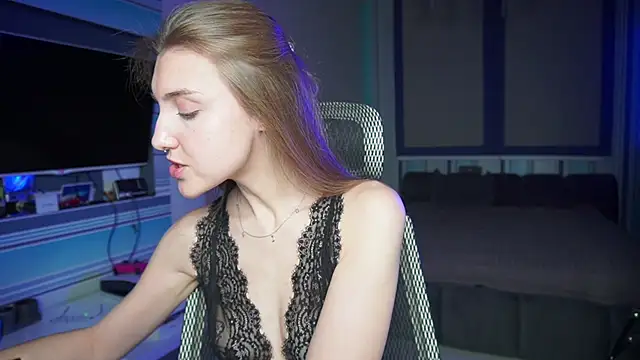 CassiaBlade1 online show from September 2025 04:34:01 PM